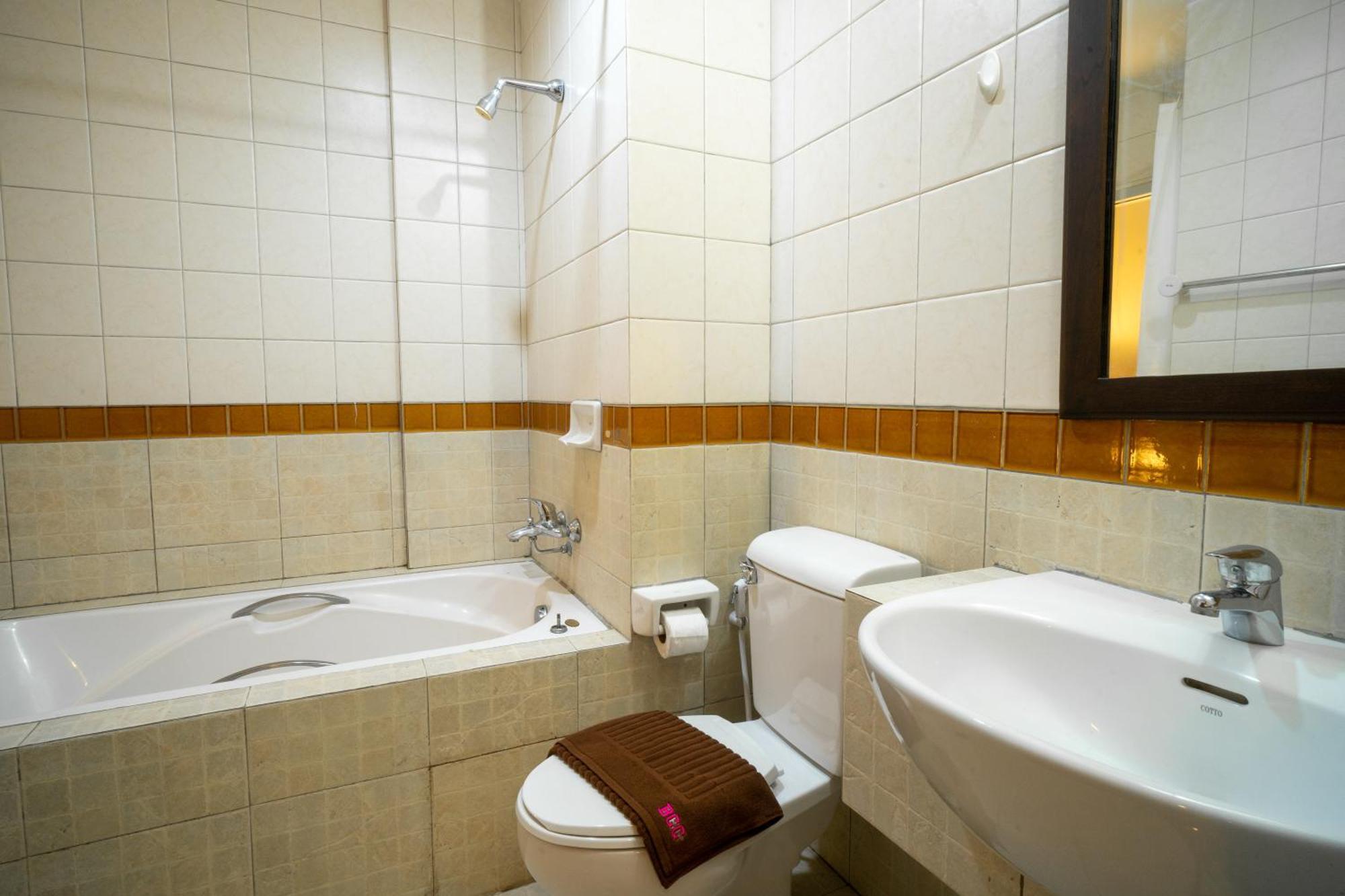 Baan Chuan Chom Pattaya Hotel Kültér fotó
