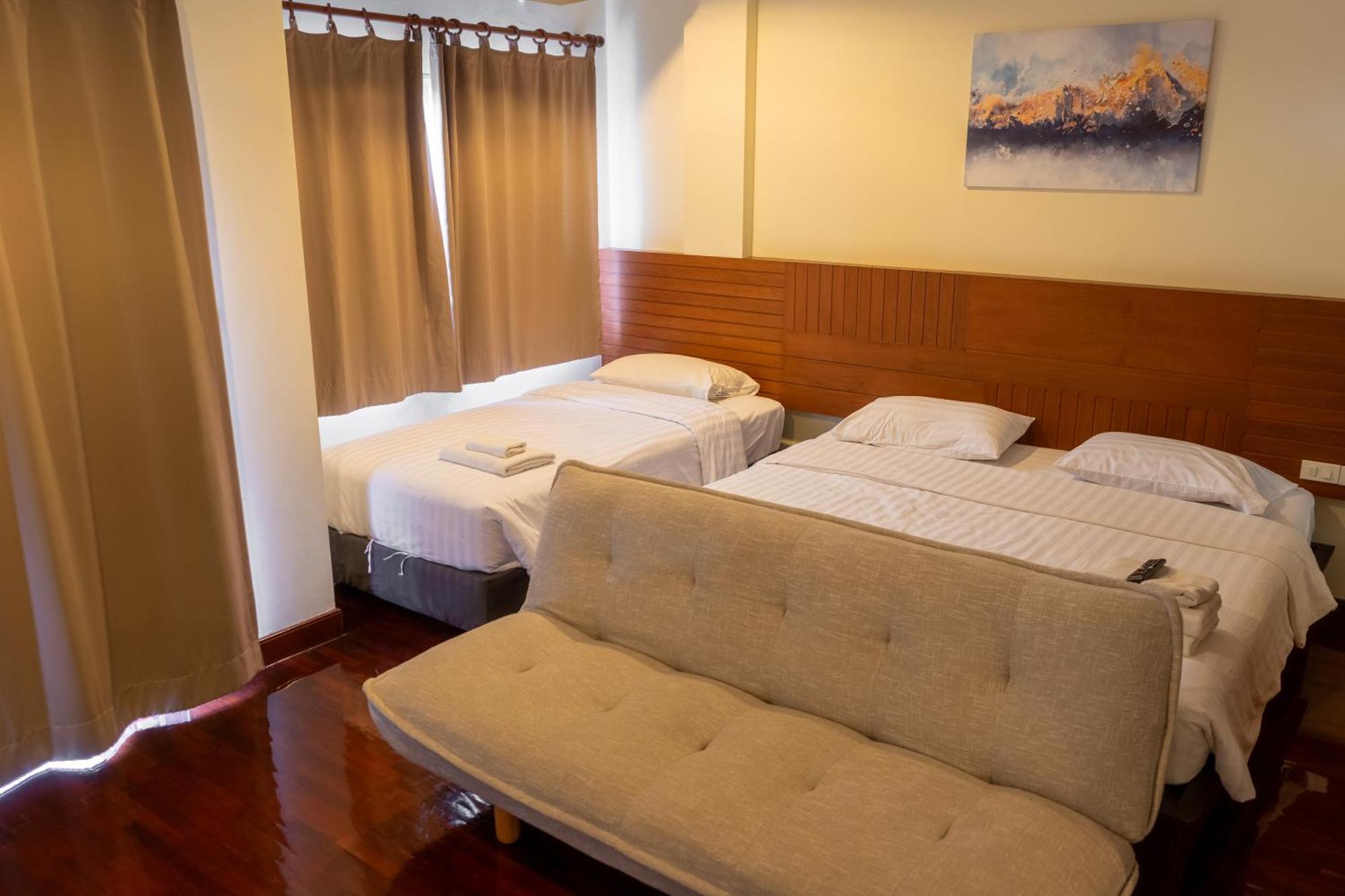 Baan Chuan Chom Pattaya Hotel Kültér fotó